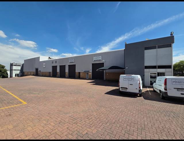4,194M² WAREHOUSE TO LET IN RANDJESPARK